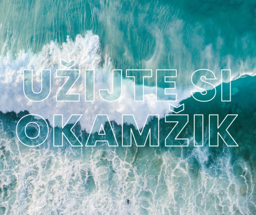 Užijte si okamžik blue modern-simple