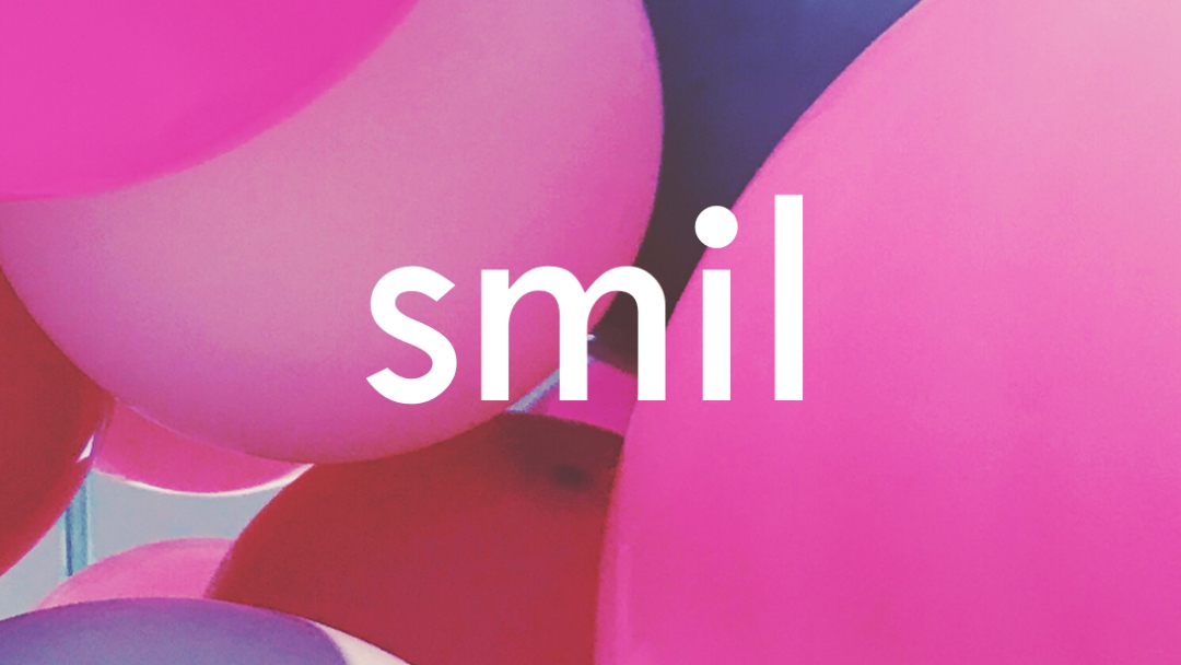 Alle smiler pink modern-bold