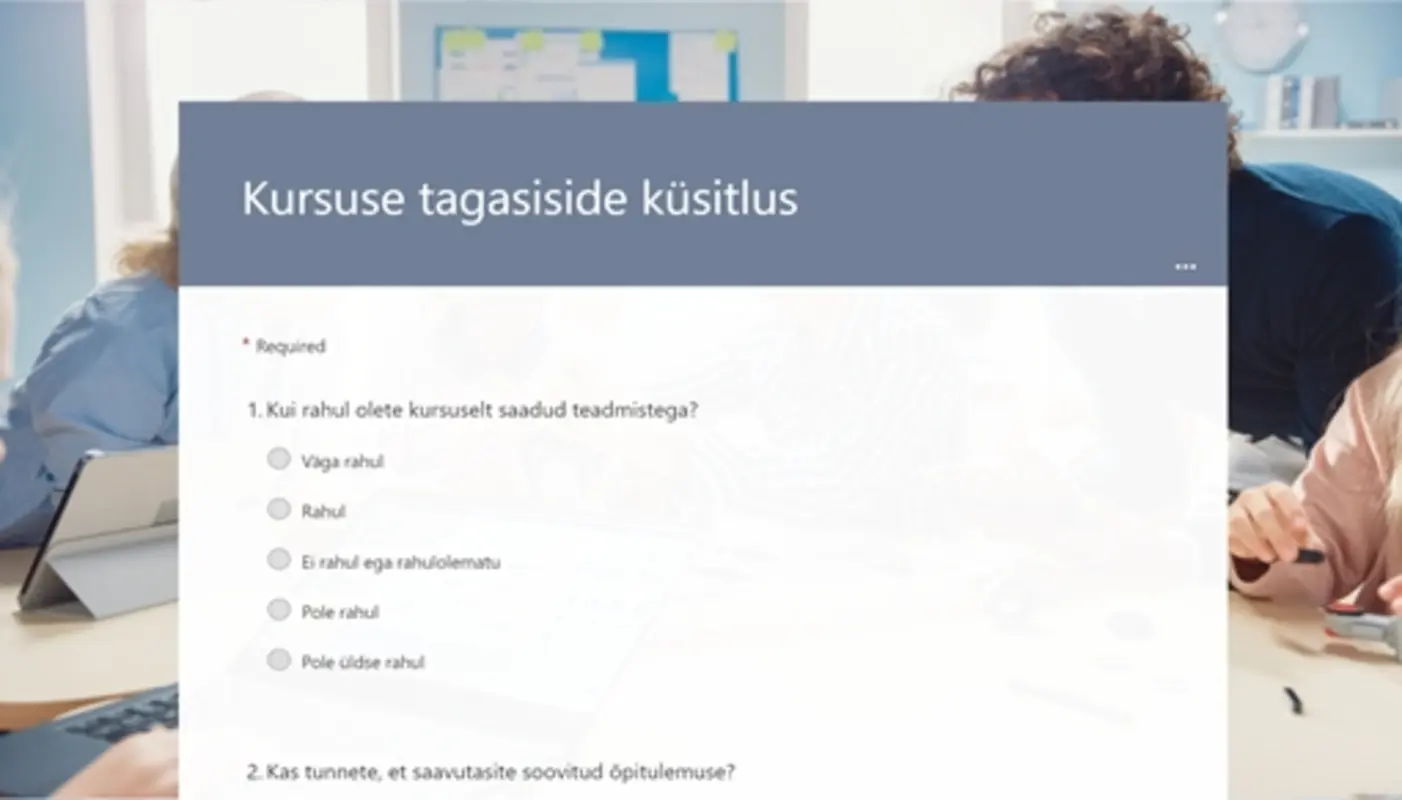 Kursuse tagasiside küsitlus blue modern simple