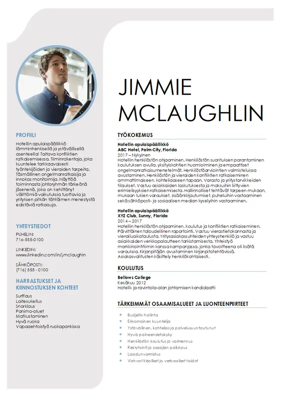 Ravintola- ja matkailualan esimiehen ansioluettelo modern simple