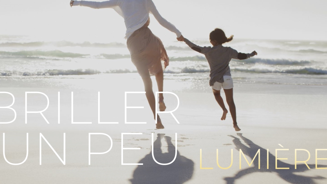 Briller un peu de lumière gray modern-simple