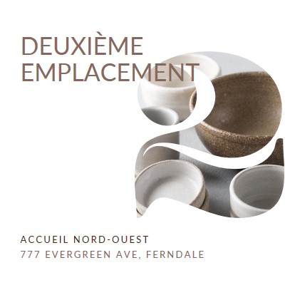 Le deuxième emplacement est ouvert white modern-simple