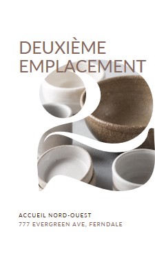 Le deuxième emplacement est ouvert white modern-simple