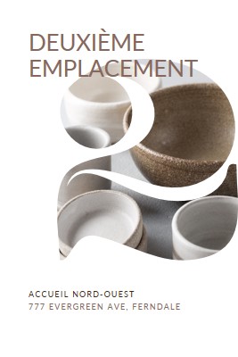 Le deuxième emplacement est ouvert white modern-simple