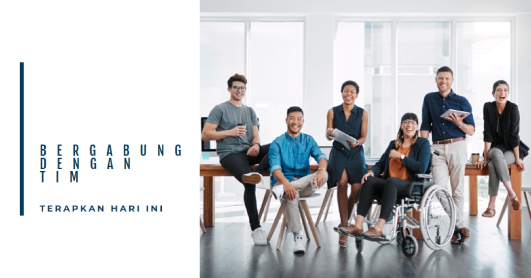 Bergabung dengan tim sekarang white modern-simple
