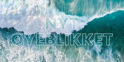 Nyt øyeblikket blue modern-simple