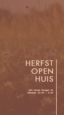 Open huis in de herfst brown modern-simple